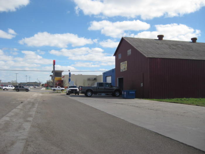 Listing photo 6